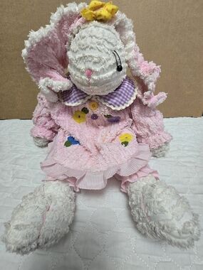 Burton+Burton Chenille Bunny Rabbit Shelf Sitter 2007 Pink White Purple 21" GUC.